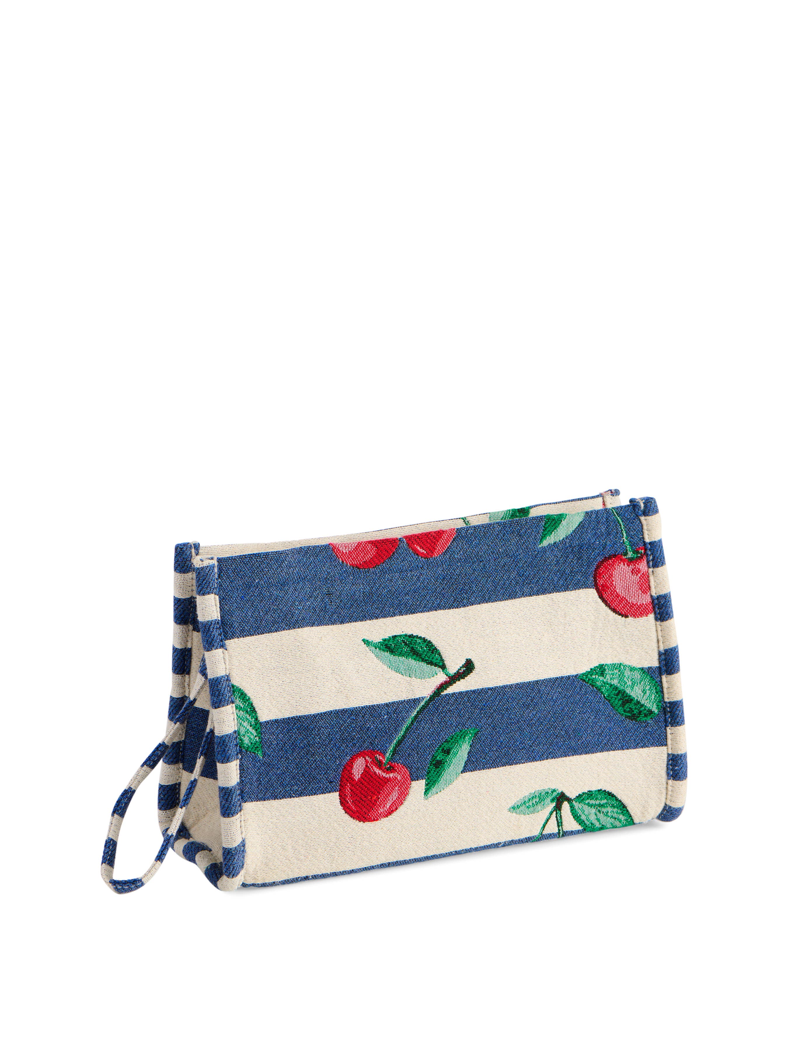 Pouchs