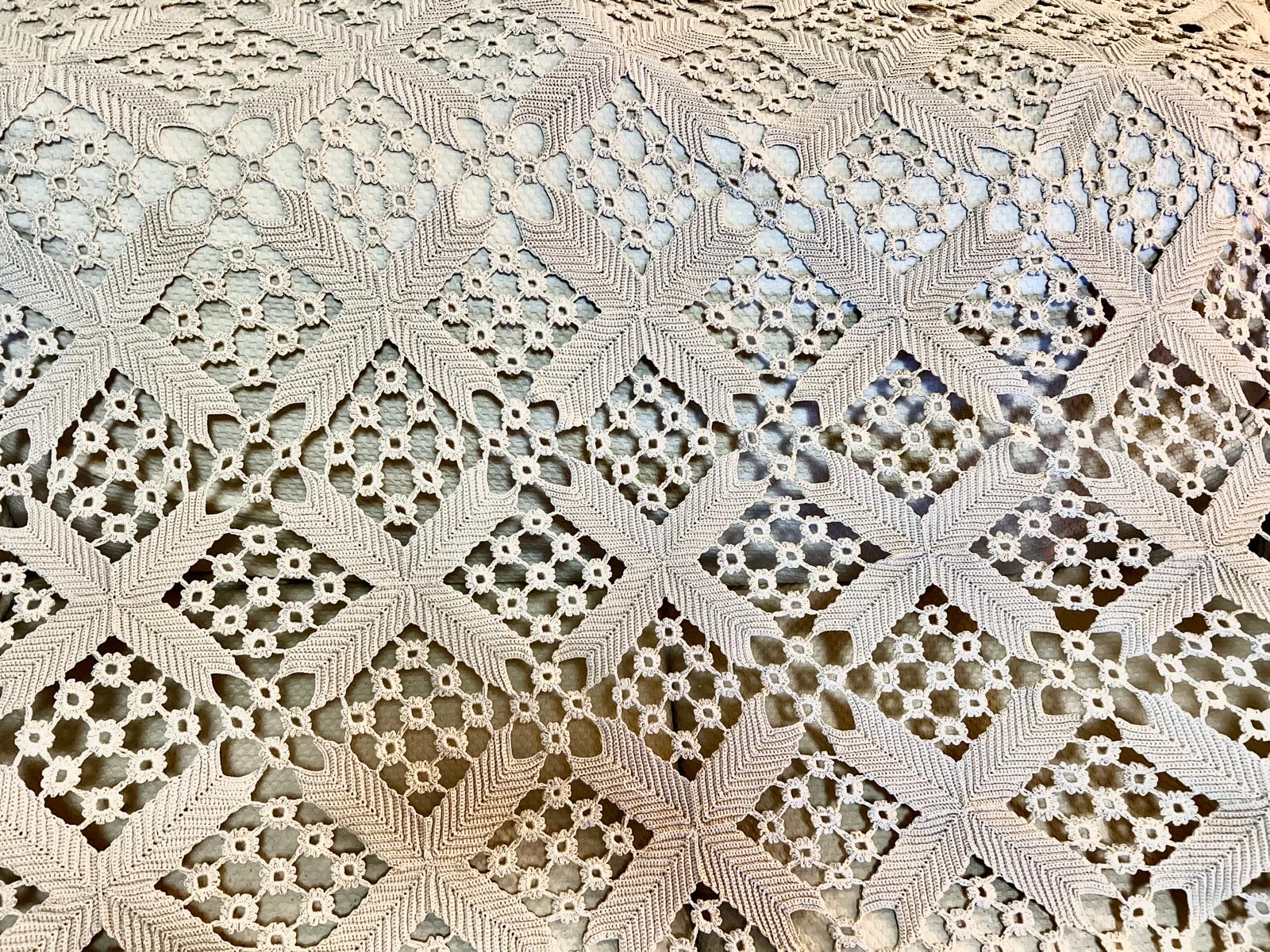 Handmade Crochet Vintage Quilt (1960).